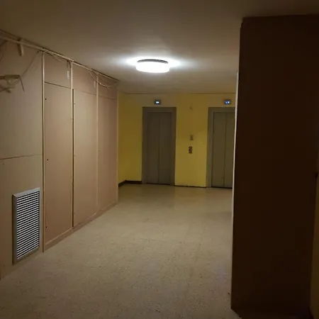 Spacieuse - Dressing - Sdb Communes - Parking Prive * نيم